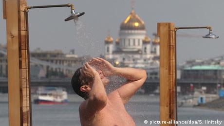 Russia: Summer means cold showers