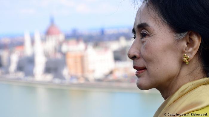 Ungarn Suu Kyi Archiv