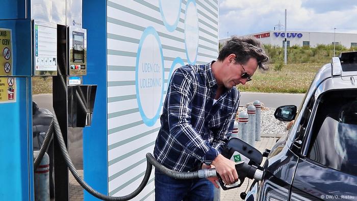 Dänemark - Wasserstoff Tanken in Aarhus (DW/O. Ristau)