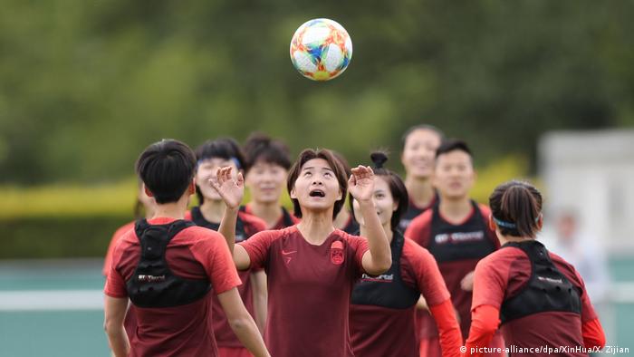 Vor Frauen-Fußball-WM - China Training