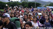 Тисячі венесуельців кинулися до Колумбії після відкриття кордону