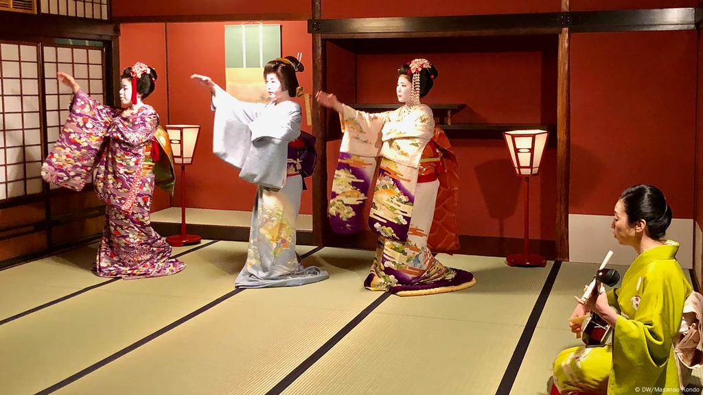 Japan′s geisha and the unfortunate image of sex workers | Asia | An in-depth look at news from across the continent | DW | 11.06.2019