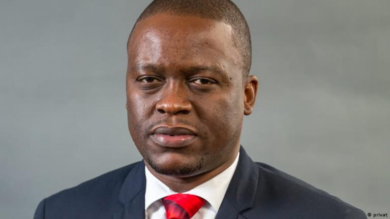 Eleições em Moçambique: Hélder Mendonça na arena política