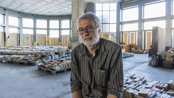 Griechenland Buchladen zu Gunsten von Obdachlosen in Athen | Leonidas Koursoumis