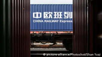 Deutschland China Railway Express im Containerhafen Duisburg