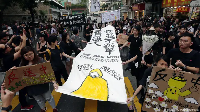 Hongkong Massenproteste gegen Regierung (Reuters/A. Perawongmetha)