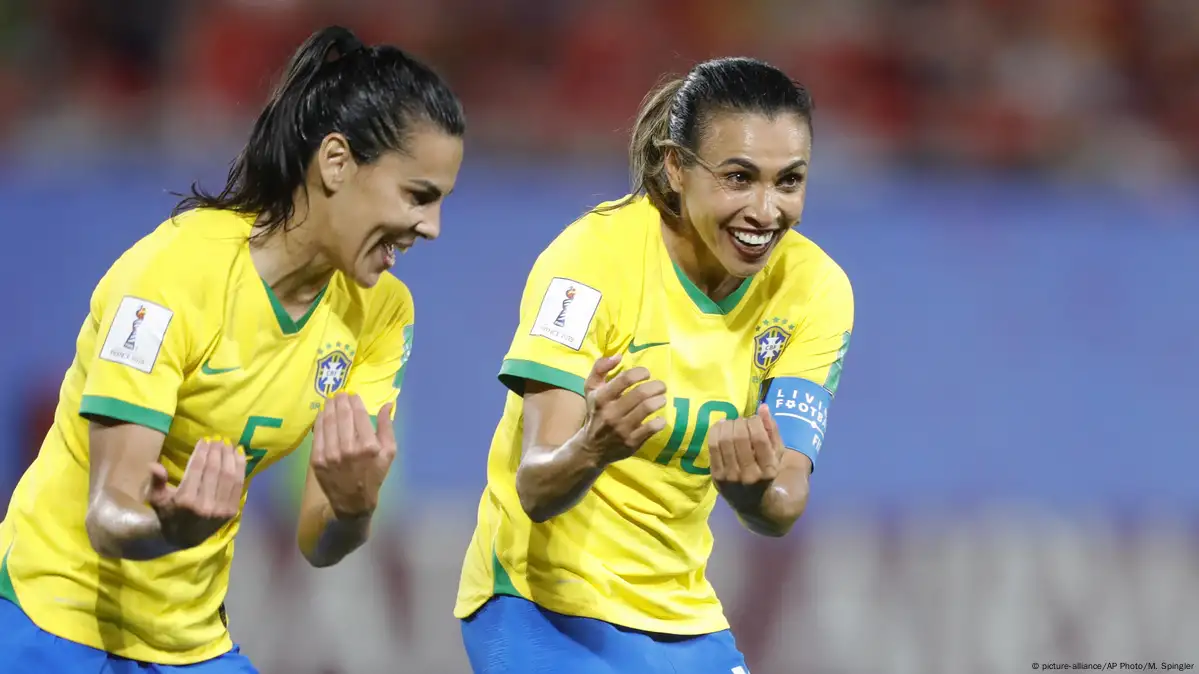 Recordes das seleções feminina e masculina do Brasil - Marta e