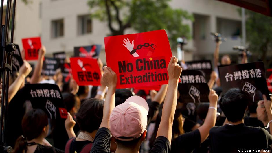 Are Hong Kong Protests A Warning For Taiwan Asia An In Depth Look At News From Across The Continent Dw 23 07 2019