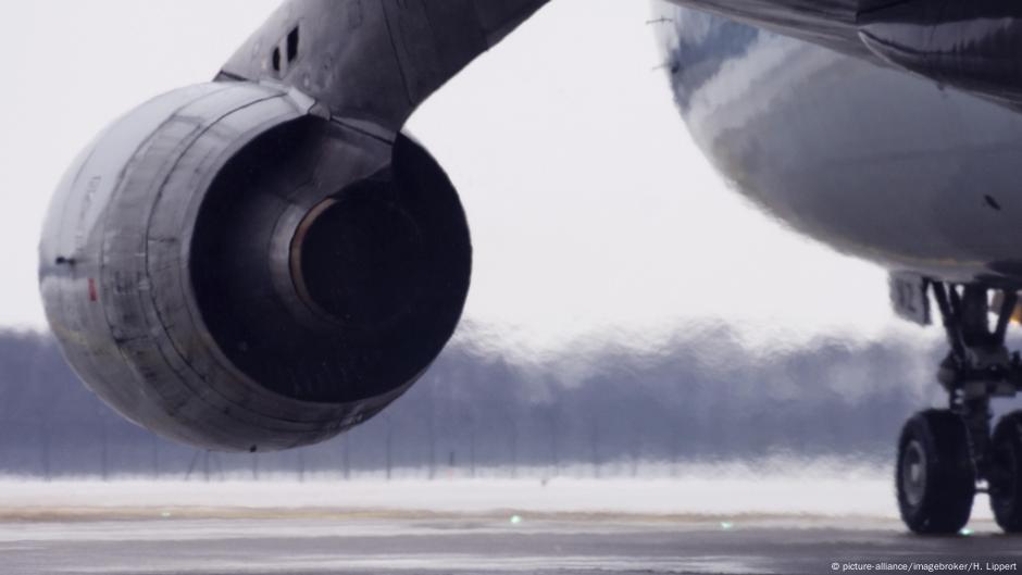 Să zburăm cu avionul sau nu?