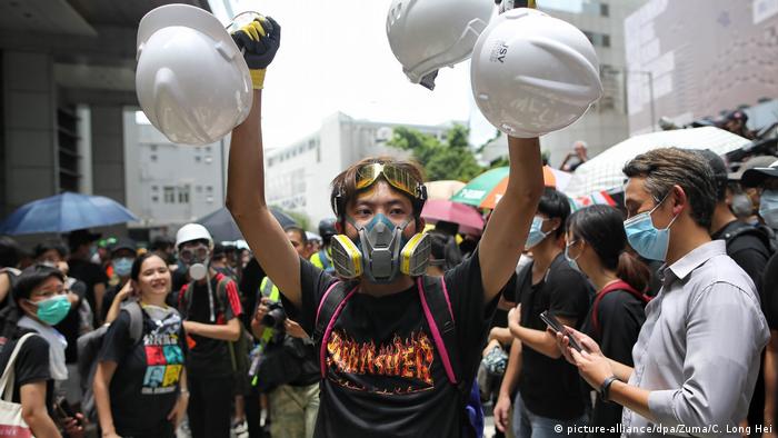 Aksi protes di Hongkong