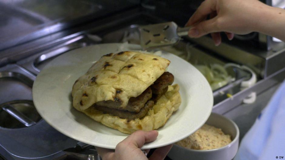 Bosnia-Herzegovina: Global Snack – DW – 06/29/2019