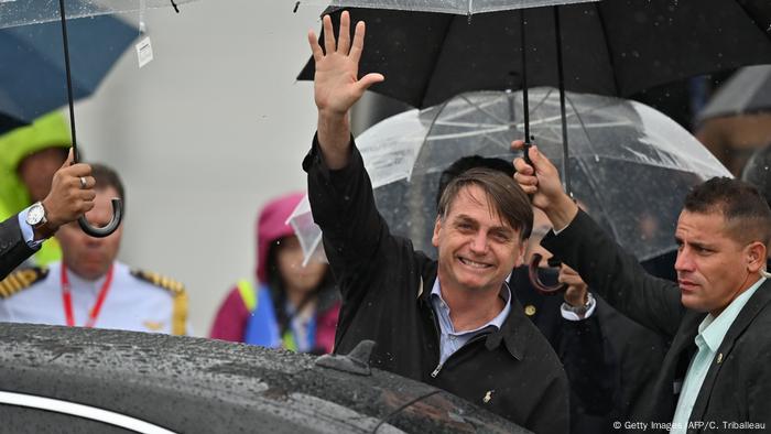 Japan Osaka | G20 Gipfeltreffen - Jair Bolsonaro am Kansai Flughafen (Getty Images/AFP/C. Triballeau)