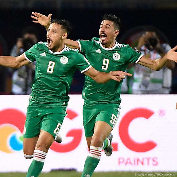 Belaili nets direct from corner as Algeria win in 'car park