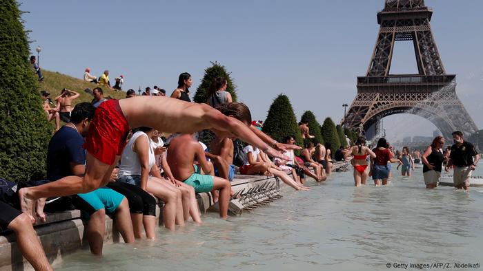  Frankreich Paris - Hitzwelle (Getty Images/AFP/Z. Abdelkafi)