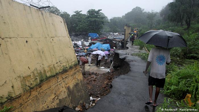 Indien Überflutungen in Mumbai (Reuters/F. Mascarenhas)