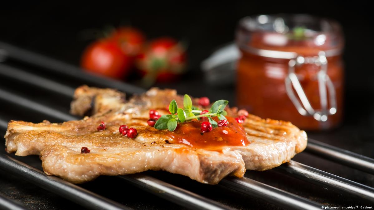 'Meat tax' on the table to protect the climate DW 08/07/2019