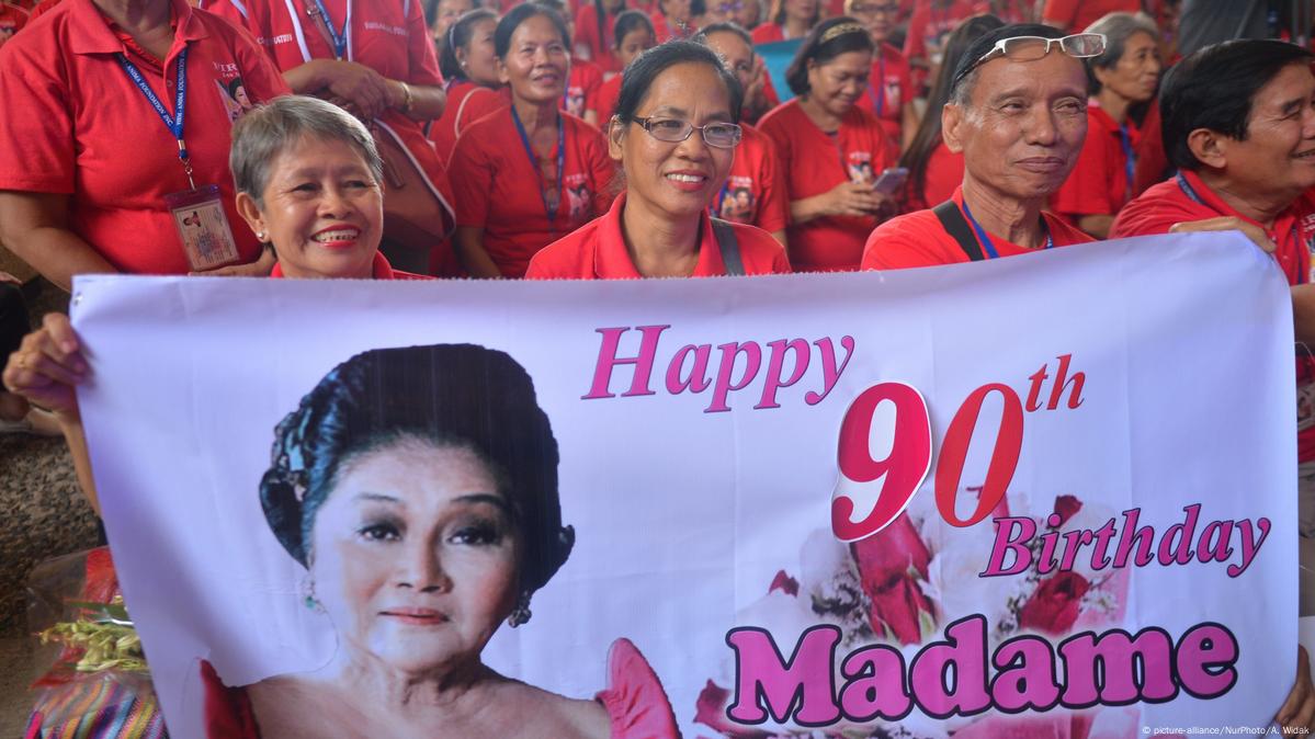 Hundreds fall sick at 90th birthday party – DW – 07/03/2019