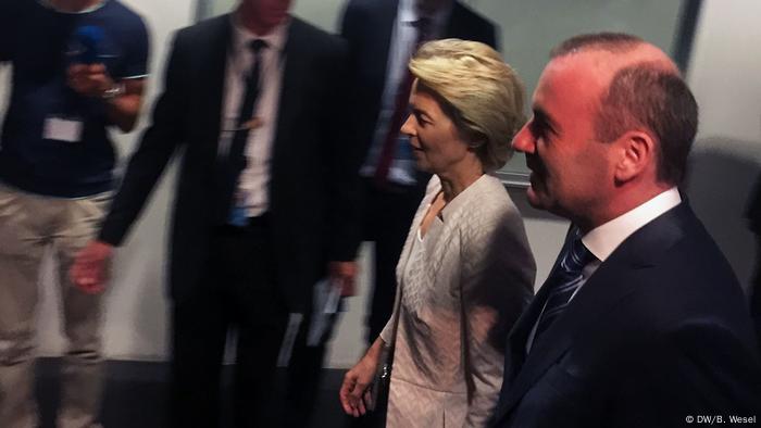 Von Der Leyen Auf Werbetour Im Eu Parlament Europa Dw 10 07 2019