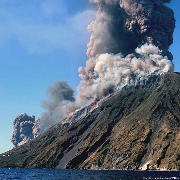 EKO BY LORENZ VOLCANO イタリア製ディストーション エフェクト