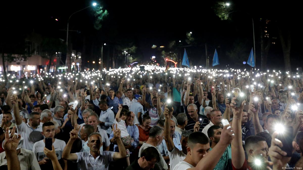 Protesters In Albania Call For PM Rama To Quit – DW – 07/09/2019