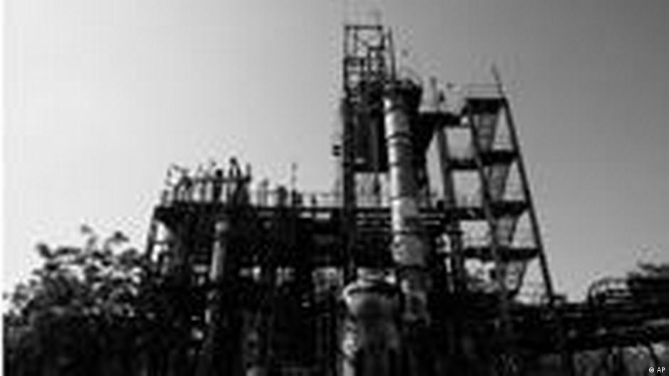Bhopal The Slow Poisoning After The Catastrophe World Breaking News And Perspectives From Around The Globe Dw 02 12 2009