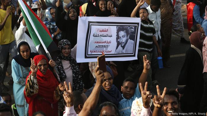 Sudan | Demonstration in Khartoum (Getty Images/AFP/A. Shazly)