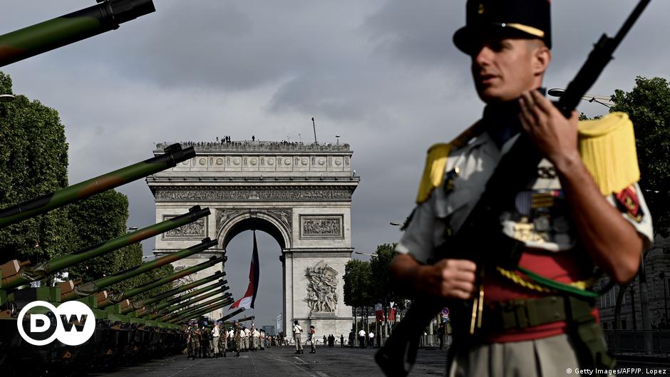 La France veut punir les soldats qui ont défendu l’intervention – DW – 28/04/2021