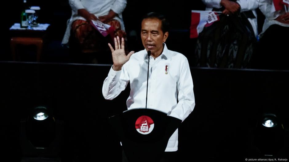 Jokowi Pidato Visi Indonesia Pengamat Pertanyakan Komitmen Penyelesaian Kasus Ham Indonesia Laporan Topik Topik Yang Menjadi Berita Utama Dw 15 07 2019