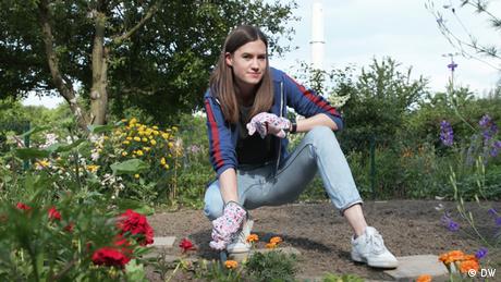 DW Meet the Germans | Rachel Stewart | Schrebergarten