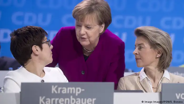 Deutschland Angela Merkel, Annegret Kramp Karrenbauer und Ursula von der Leyen beim CDU Parteitag