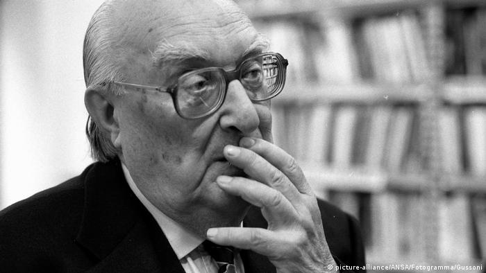 Fallece el escritor italiano Andrea Camilleri a los 93 años | Europa al día  | DW | 17.07.2019