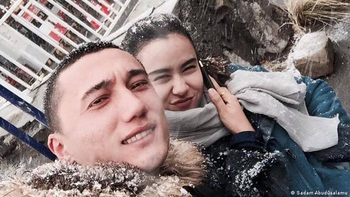 Sadam und Nadila haben 2016 in Xinjiang geheiratet. Nachdem Nadila 2017 nach Xinjiang zurückgekehrt war, konnten sie sich nicht mehr sehen.