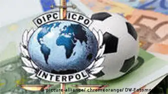 Symbolbild Zusammenarbeit FIFA und Interpol