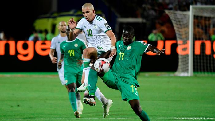 Algeria Win The African Cup Of Nations Beating Senegal 1 0 Sports German Football And Major International Sports News Dw 19 07 2019