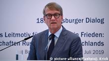 18.7.2019***
Ronald Pofalla bei seiner Rede zur Eroeffnung des 18. Petersburger Dialog 2019 in Koenigswinter | Verwendung weltweit