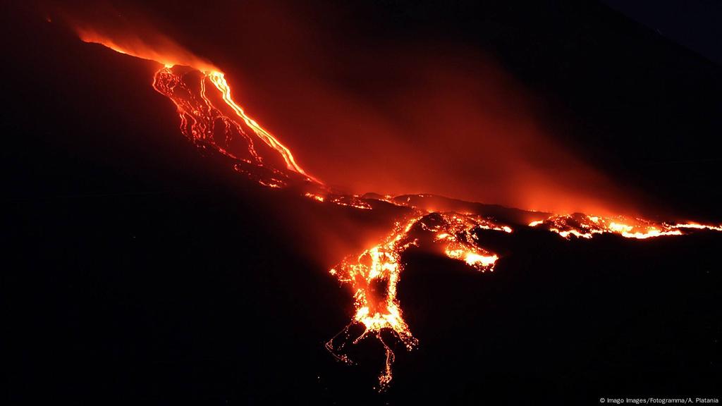 Ash From Mount Etna, Sicily, Italy. Eruption On Christmas Eve 2021