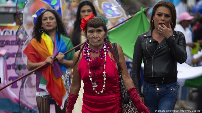 Guatemala Gay Pride in Guatemala City (picture-alliance/AP Photo/M. Castillo)