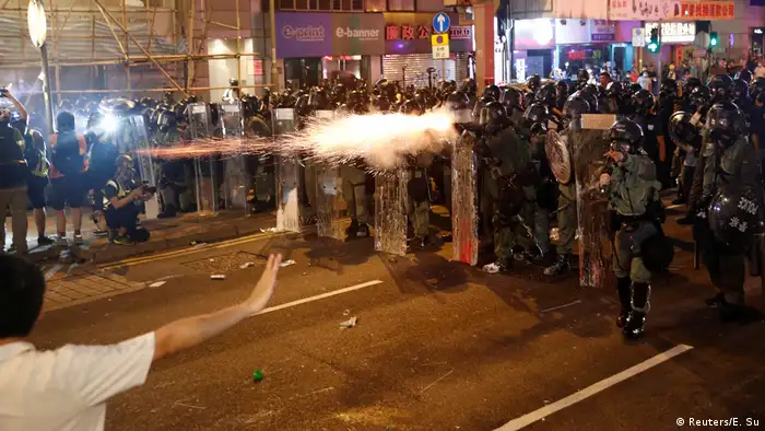 Hongkong Auschreitungen bei Protesten (Reuters/E. Su)