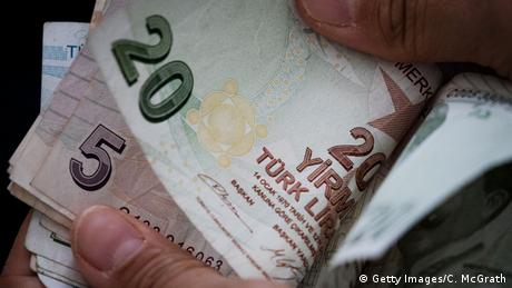 Инфлацията в Турция стигна 20 А турската лира продължава да
