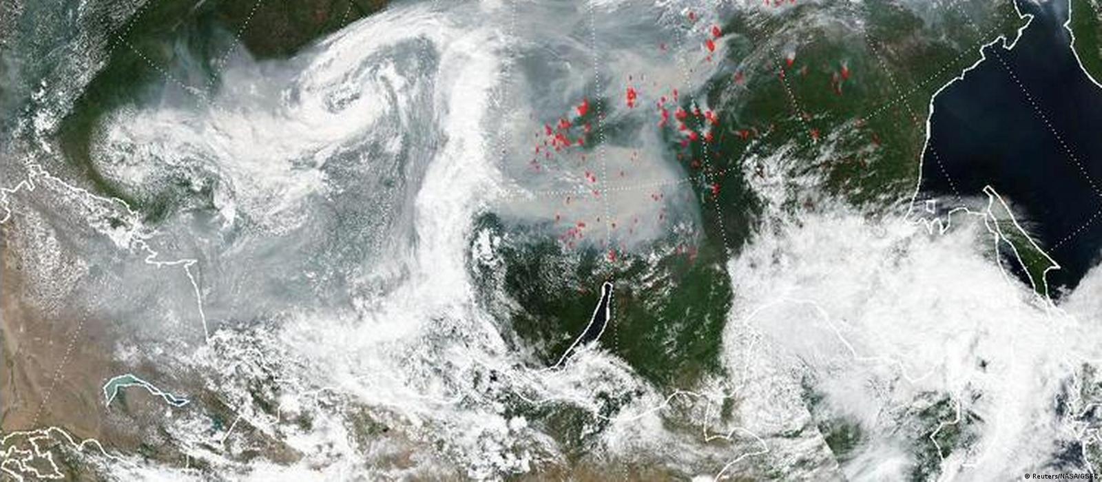 Russia declares emergency over huge wildfires