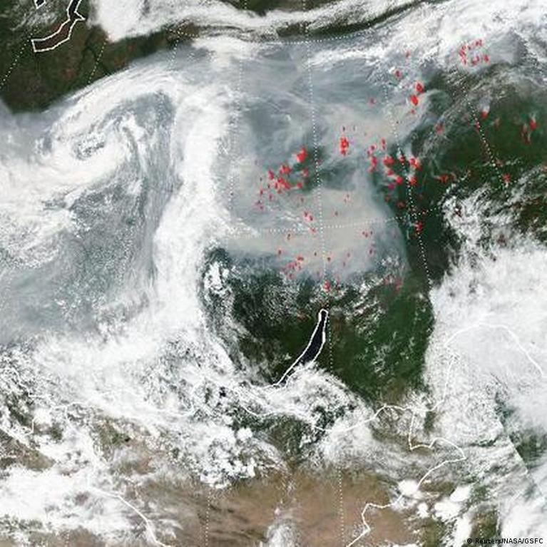 Russia declares emergency over huge wildfires