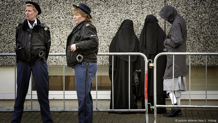 Niederlande Amsterdam | Hochsicherheitsgericht: Terrorprozess um die Hofstadgroep
