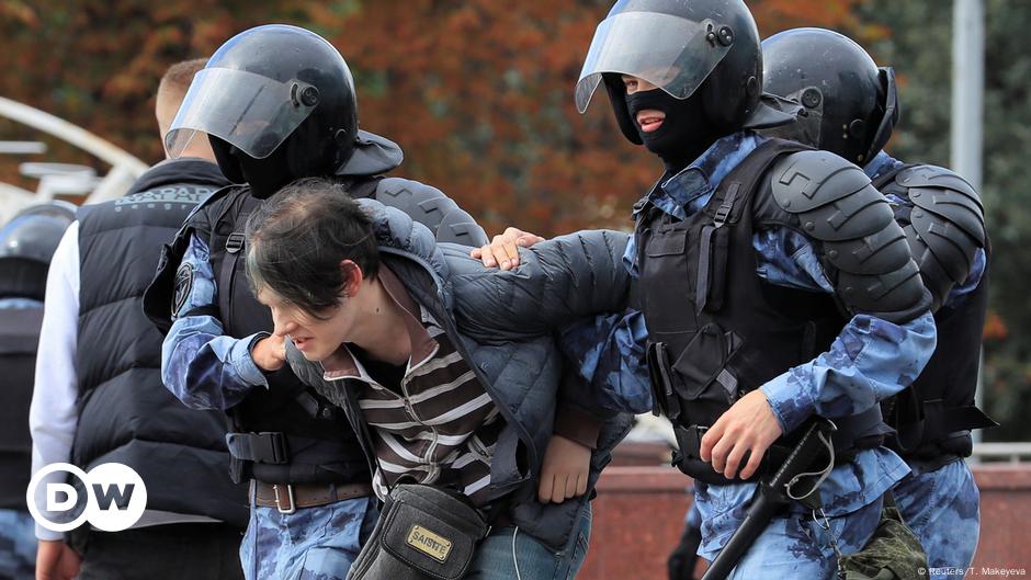 Russia: Hundreds Arrested At Moscow Rally – DW – 08/03/2019