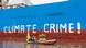 Na Alemanha, ativistas do Greenpeace escrevem "crime climático" em cargueiro carregado com o soja do Brasil. Na Alemanha, ativistas do Greenpeace escrevem "crime climático" em cargueiro carregado com o soja do Brasil.