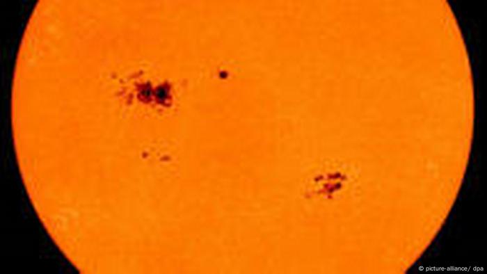 Sunspots in 2000