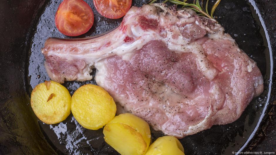 Meat Tax Will Germans Swallow Higher Prices In Depth Dw 08 08 2019