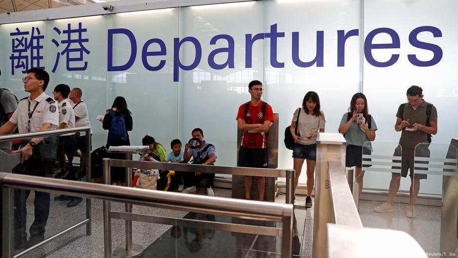Masa Depan Suram Warga Hong Kong Pertimbangkan Emigrasi Dunia Informasi Terkini Dari Berbagai Penjuru Dunia Dw 30 05 2020 Masa Depan Suram Warga Hong Kong Pertimbangkan Emigrasi Dunia Informasi Terkini Dari Berbagai Penjuru Dunia Dw 30 05 2020