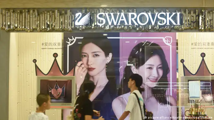 China Swarovski Store (picture-alliance/dpa/Imaginechina/Shan He)
