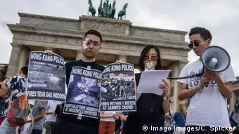Berlin Prostest gegen Polizeigewalt in Hongkong