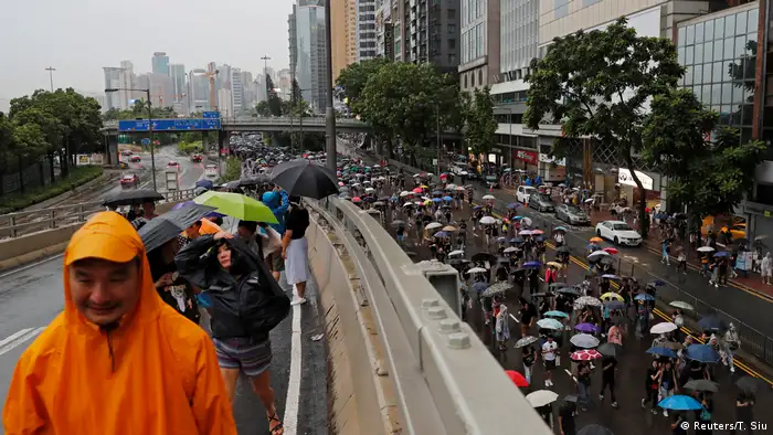 Hongkong Protest gegen China & Auslieferungsgesetz (Reuters/T. Siu)